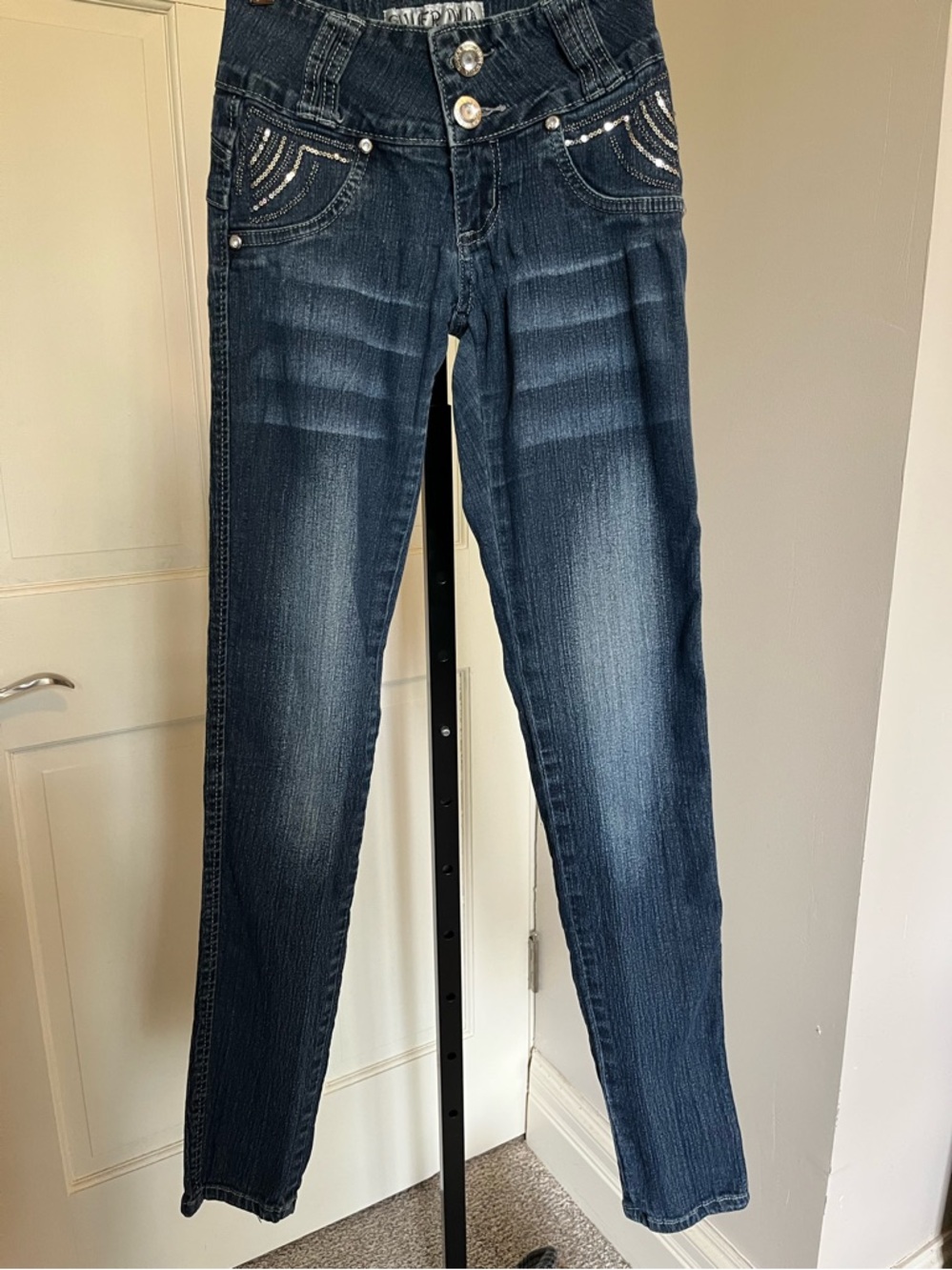 Silver Diva Dark Blue Women's Stretch Skinny Jeans with Embellished Pockets